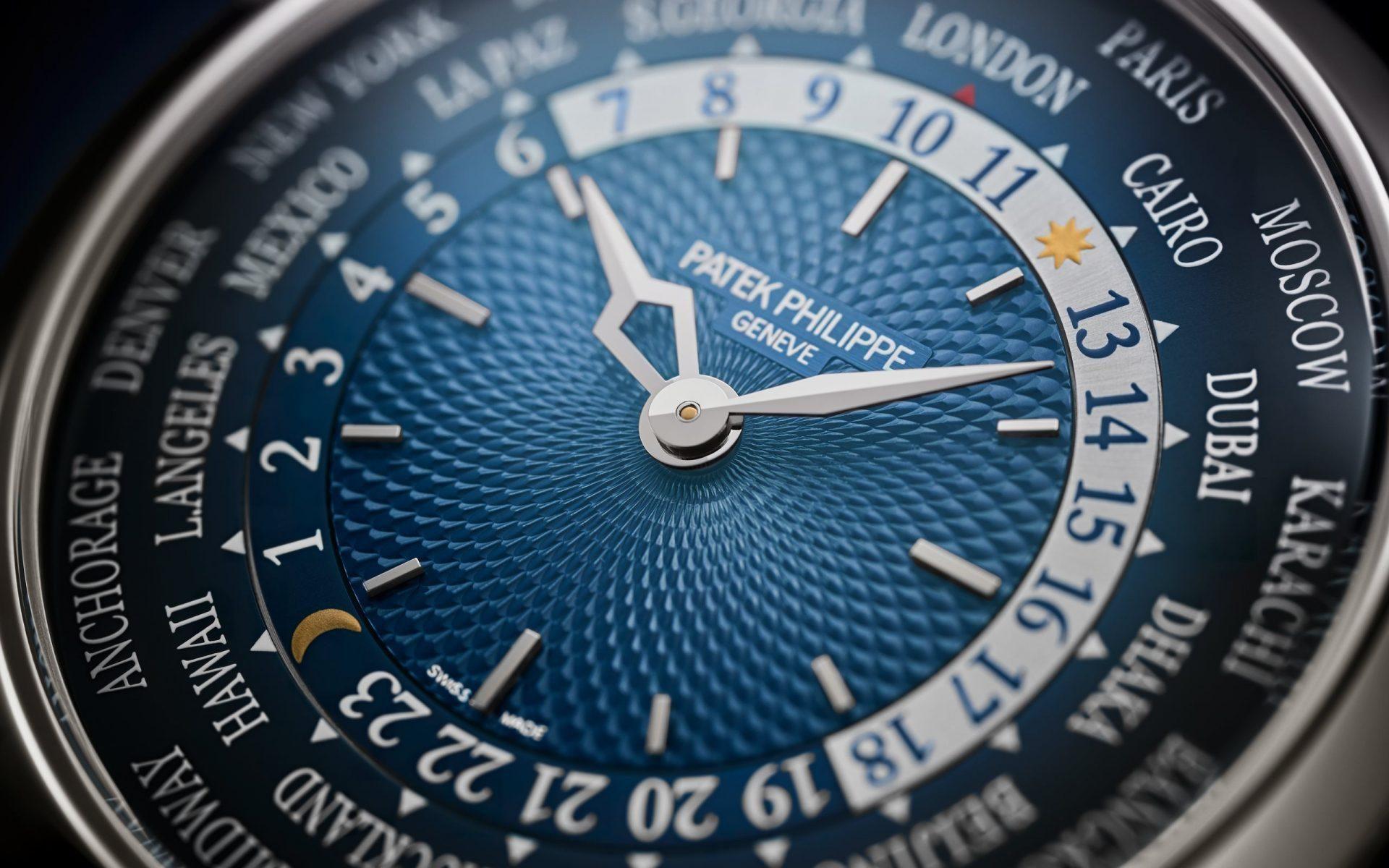 Patek Philippe Complications 5230