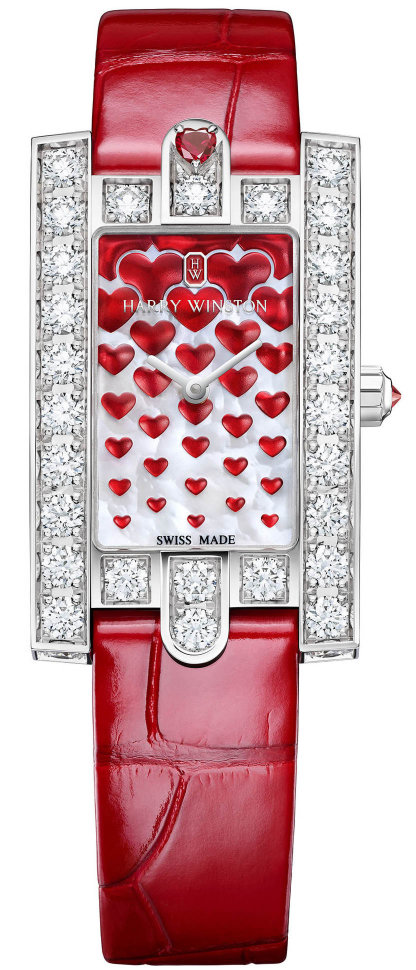 Harry Winston Avenue Classic Sweet Valentine