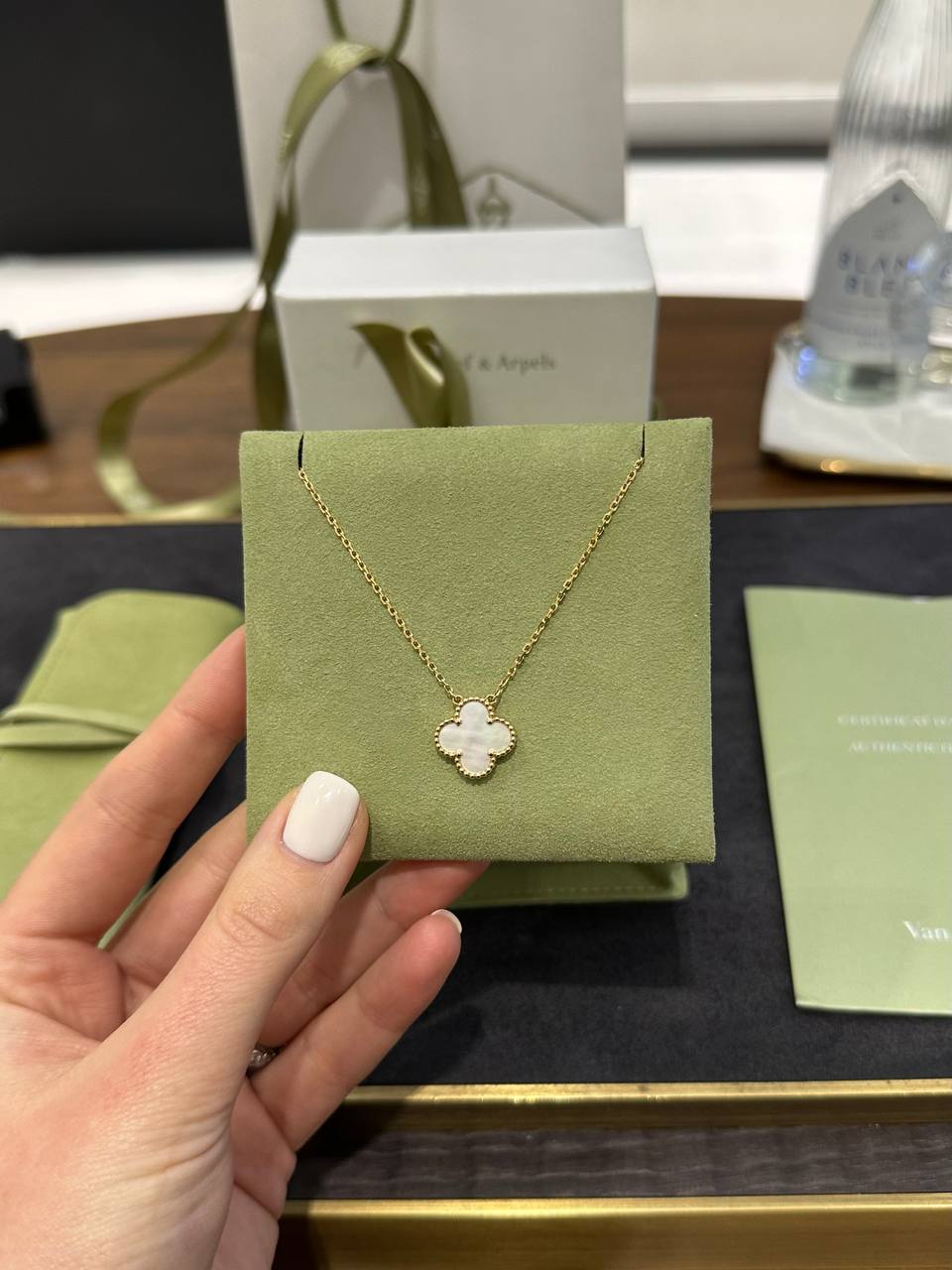 Подвеска Van Cleef & Arpels Vintage Alhambra