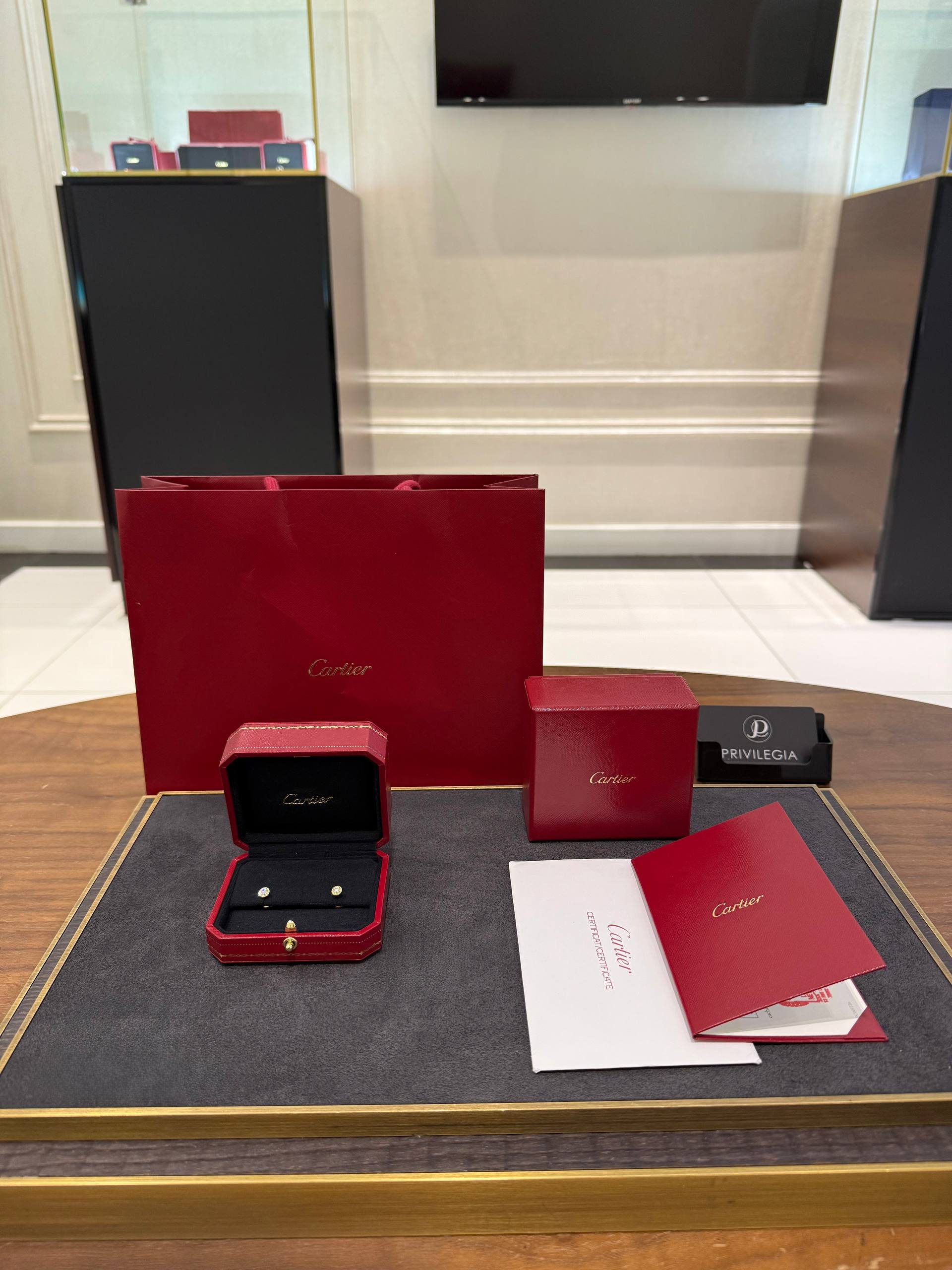 СЕРЬГИ CARTIER D'AMOUR EARRINGS MEDIUM MODEL