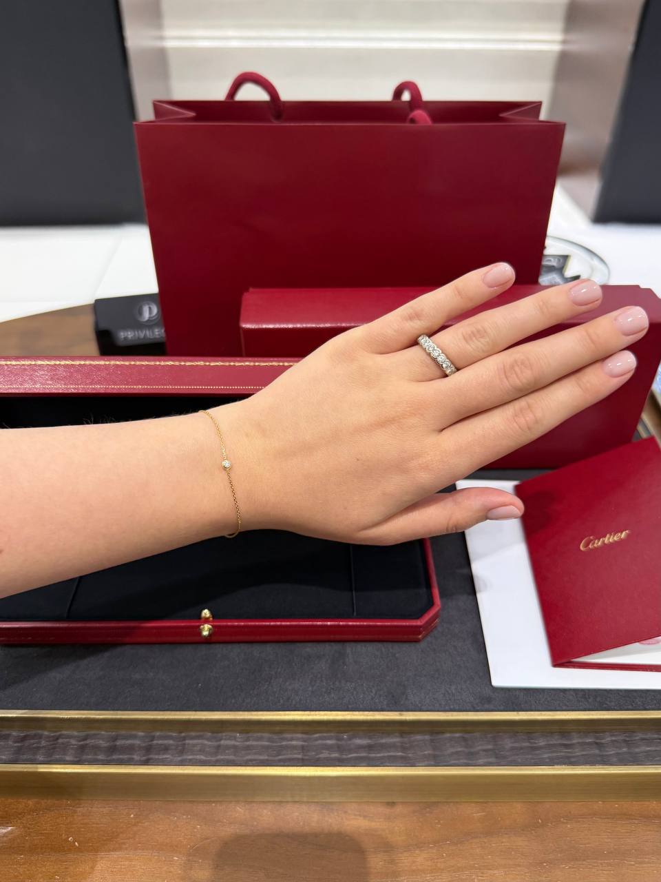 Браслет с бриллиантом Cartier d'Amour Mini Model