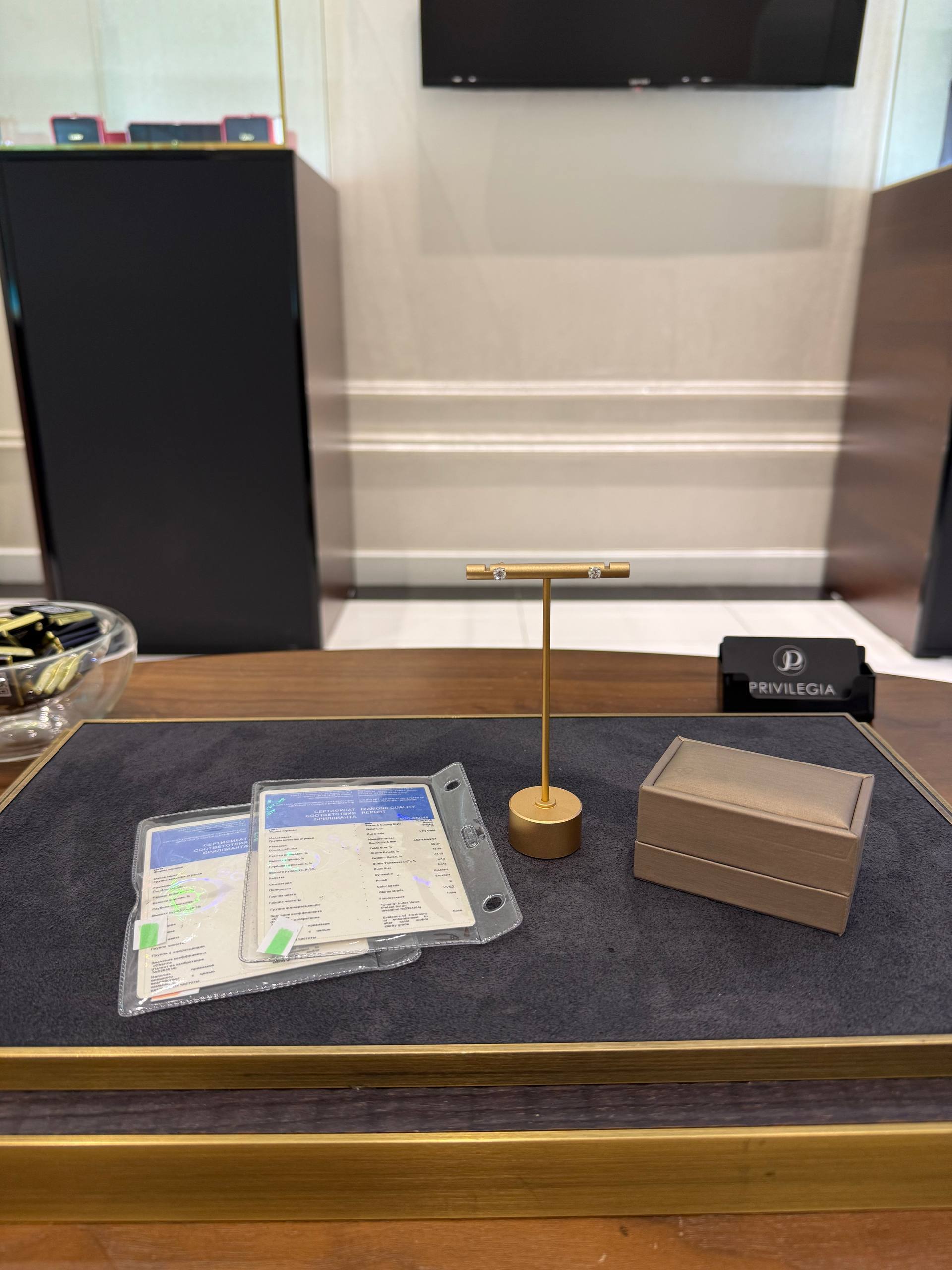 Серьги с бриллиантами 0,84ct