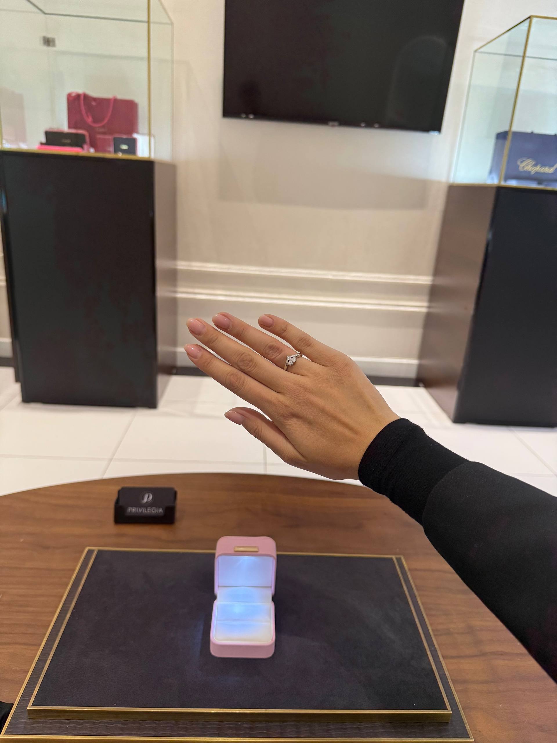 Кольцо с бриллиантами