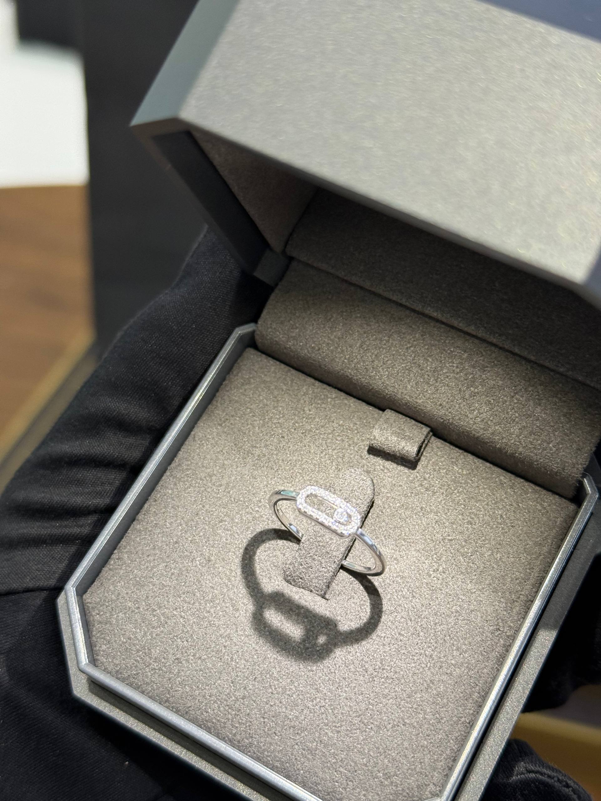 КОЛЬЦO MESSIKA MOVE UNO