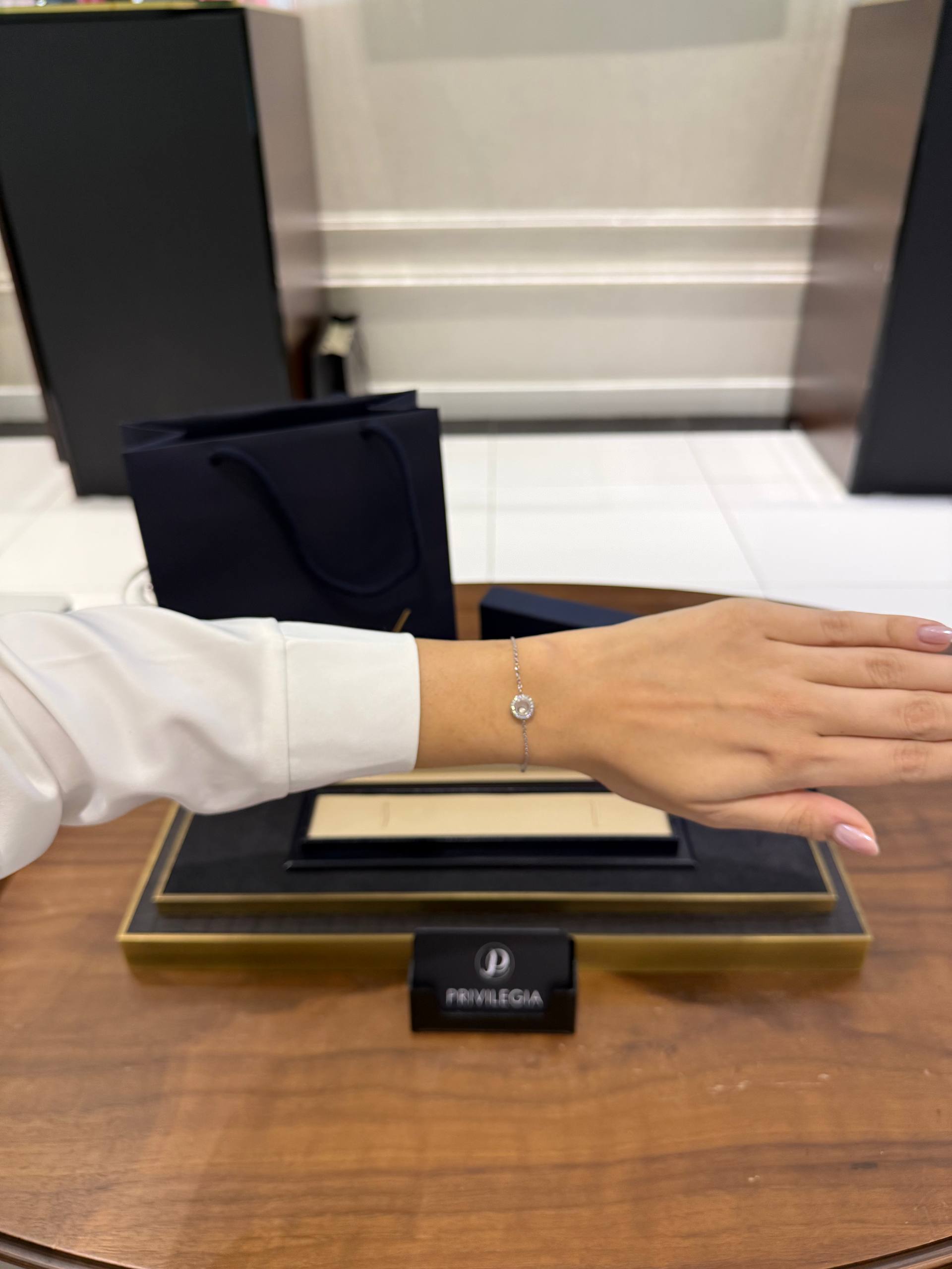 БРАСЛЕТ CHOPARD HAPPY DIAMONDS ICONS