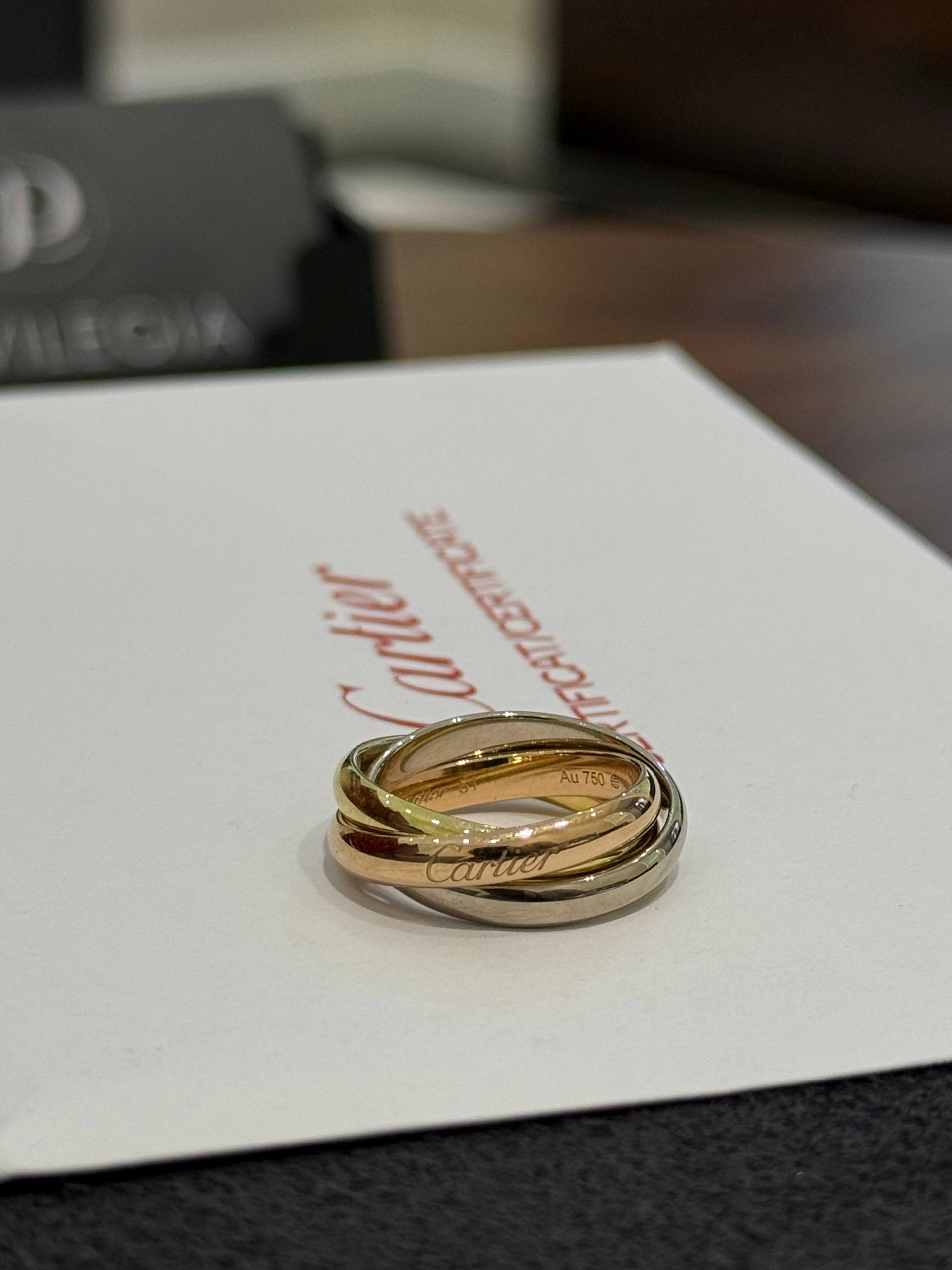 Кольцо Cartier Trinity classic