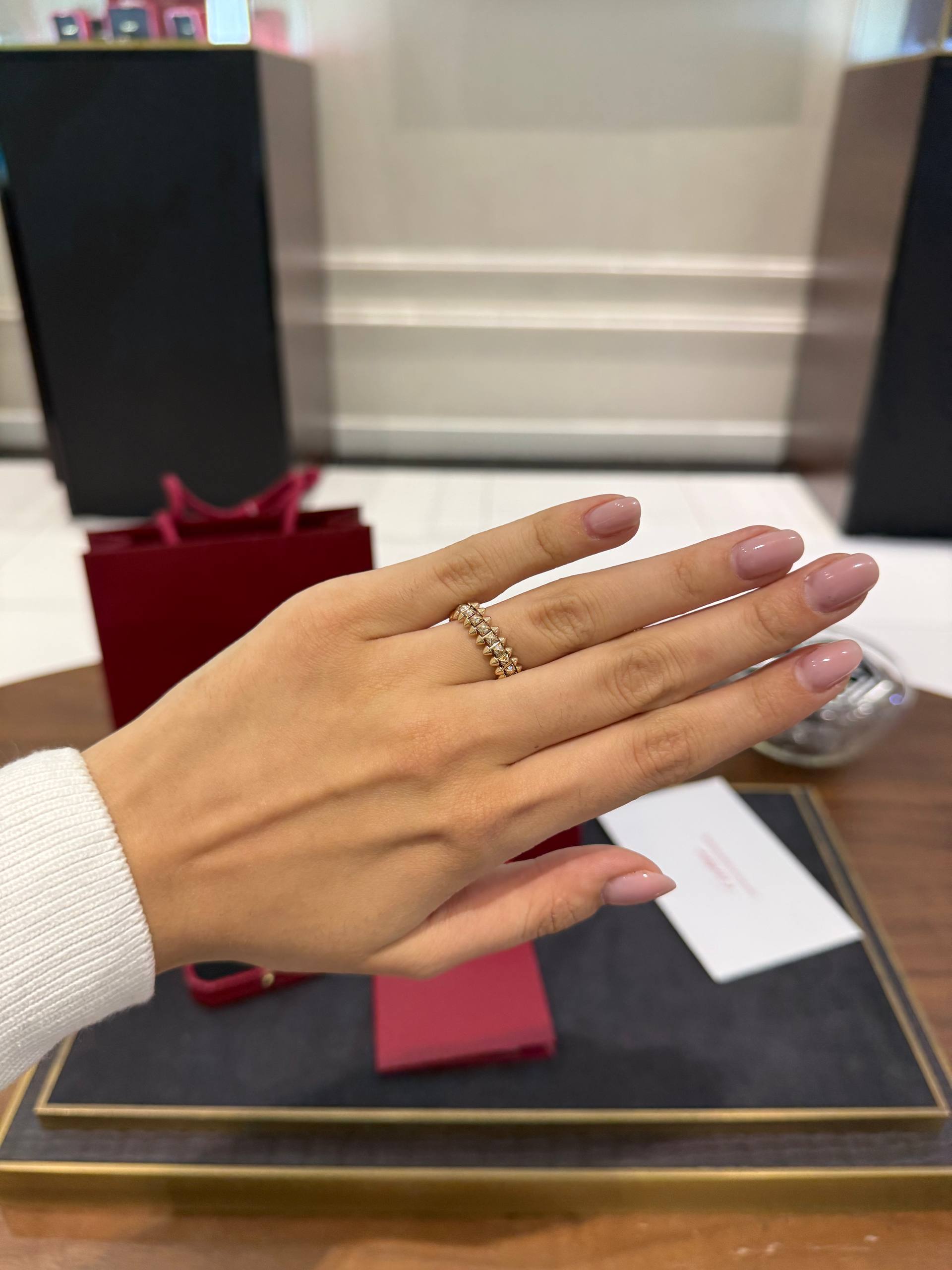 Кольцо Cartier CLASH DE CARTIER SMALL MODEL, PAVED