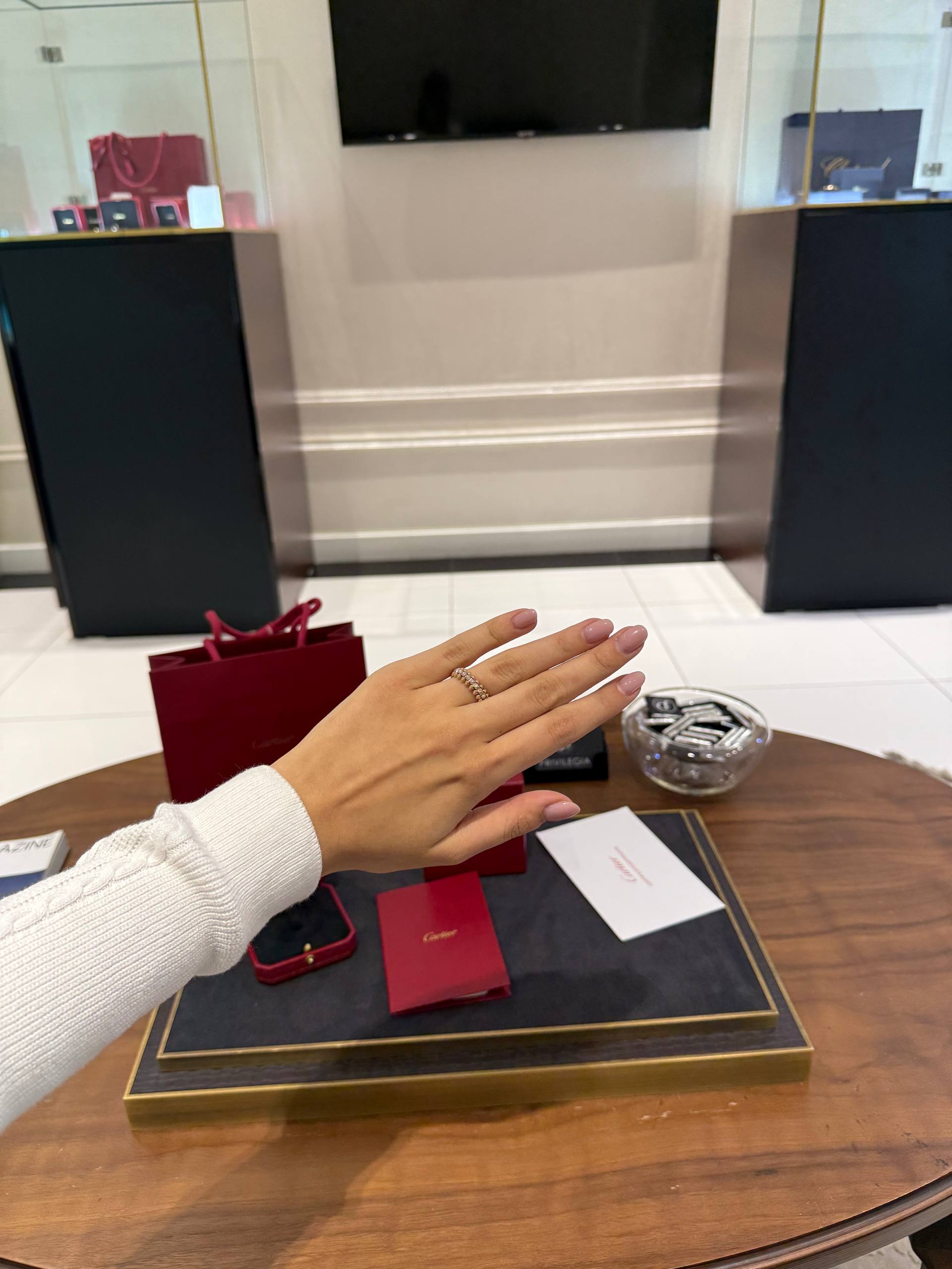 Кольцо Cartier CLASH DE CARTIER SMALL MODEL, PAVED