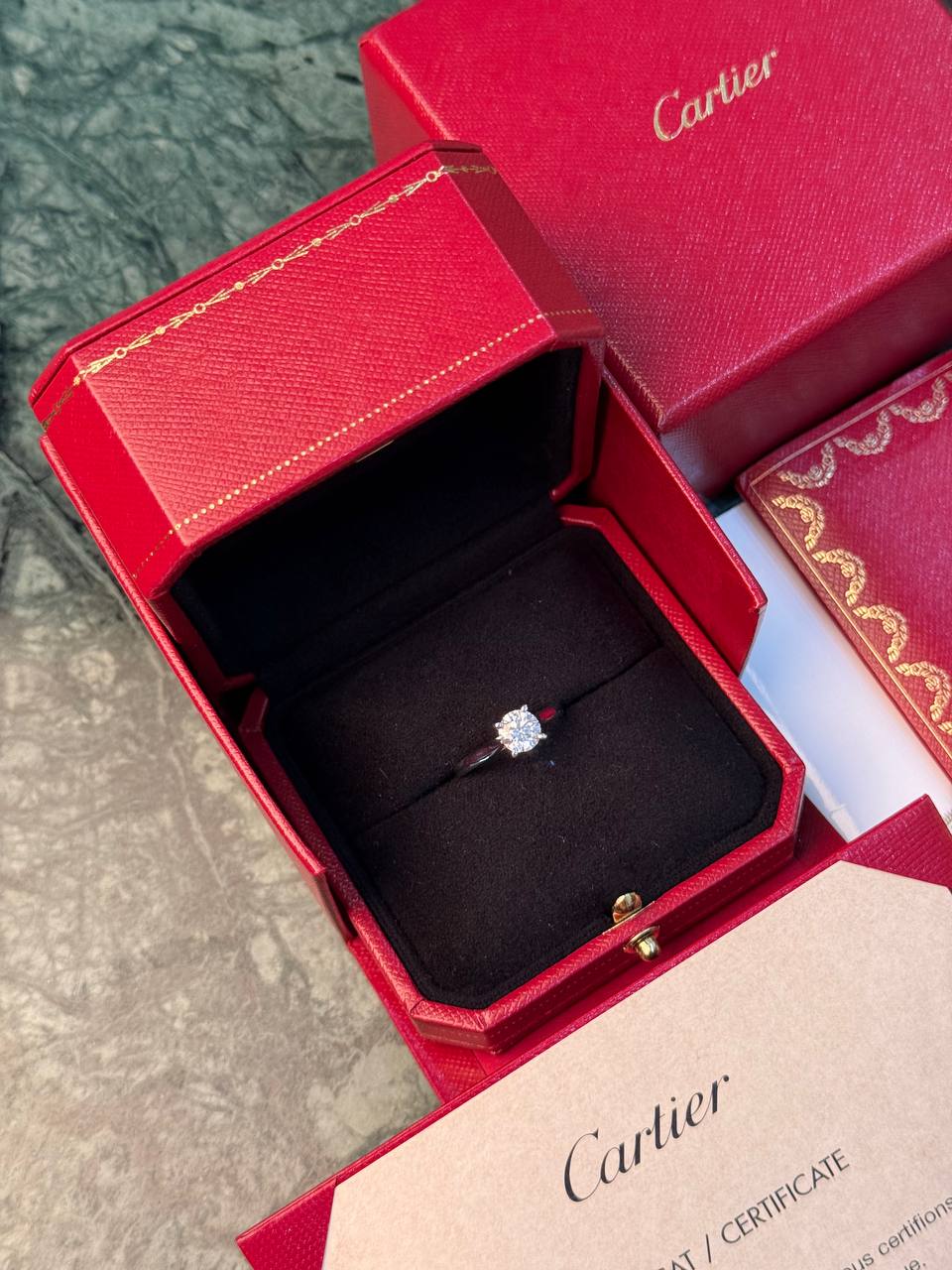 Кольцо Cartier с бриллиантом 1,08 ct.