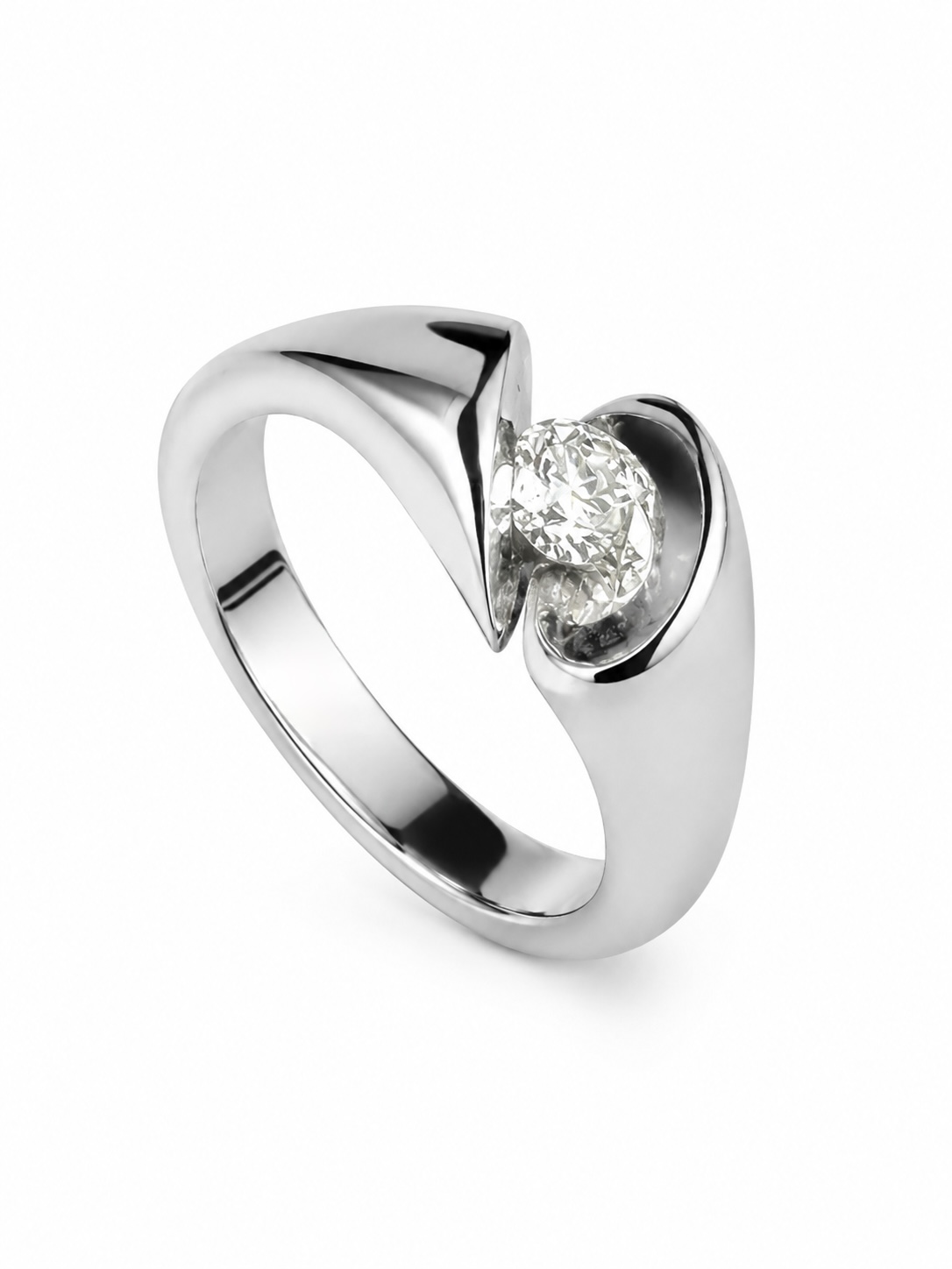 Кольцо с бриллиантом 0,27ct