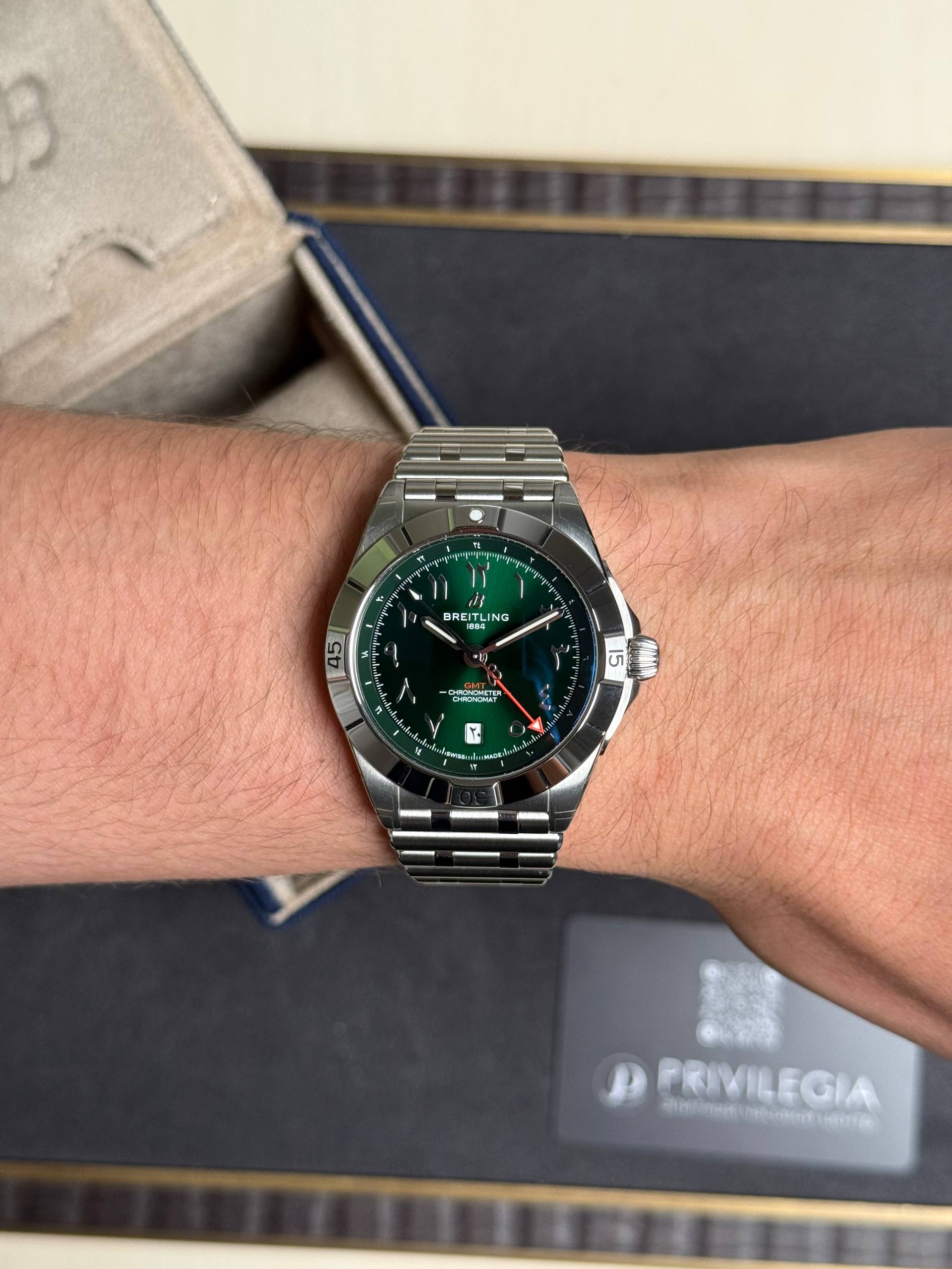 Breitling Chronomat Automatic GMT 40