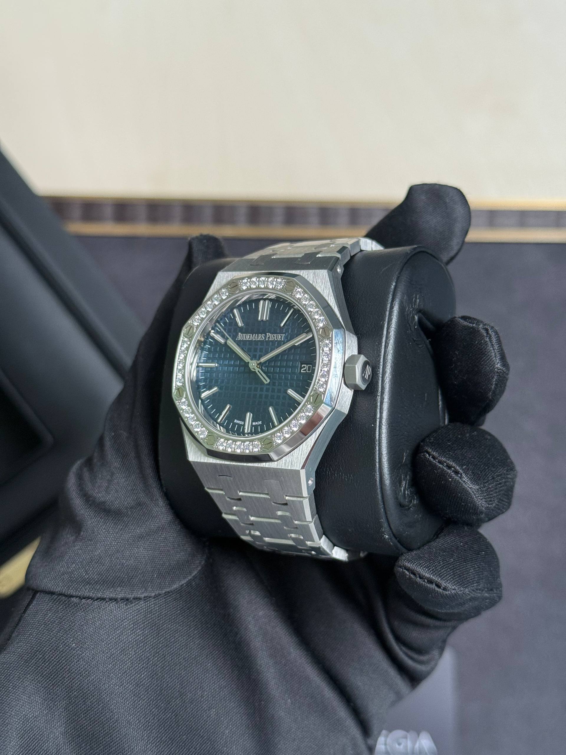 Audemars Piguet Royal Oak Royal Oak Selfwinding 37 mm