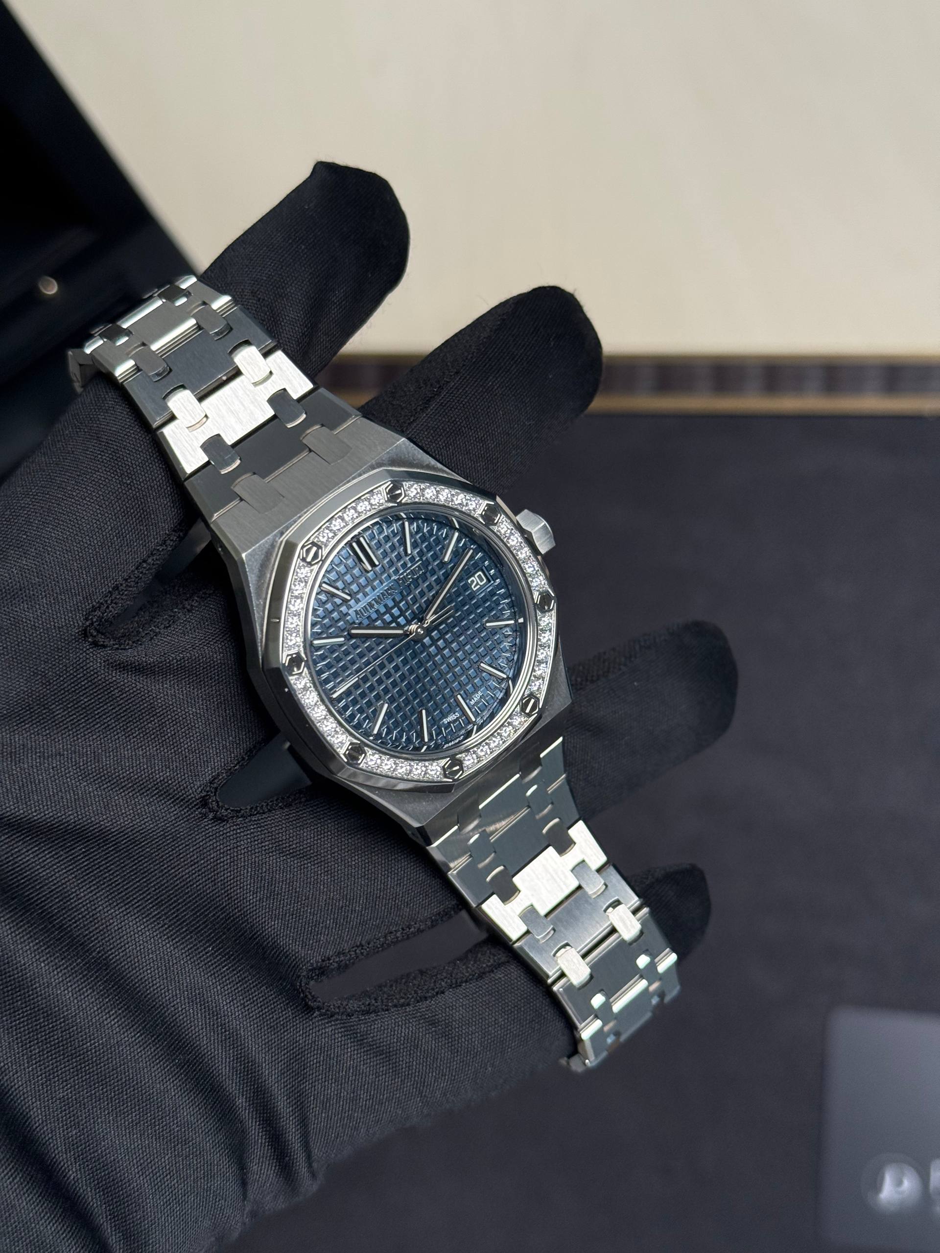 Audemars Piguet Royal Oak Royal Oak Selfwinding 37 mm