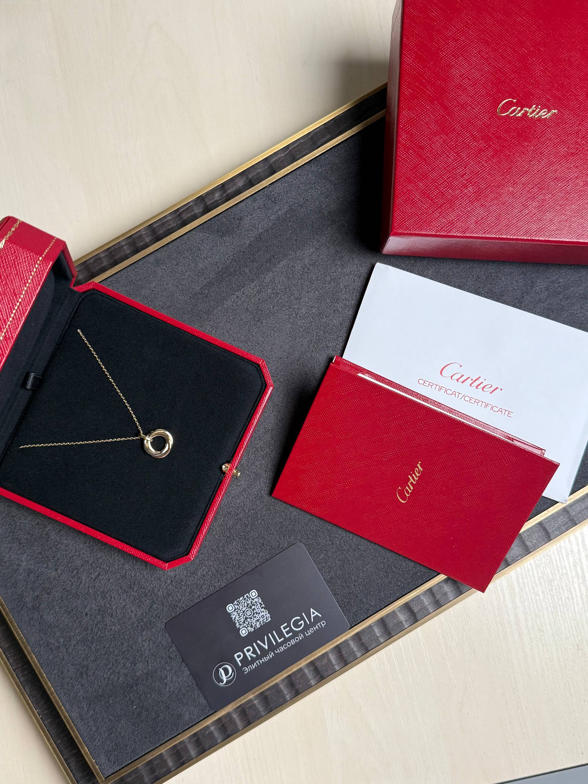 Подвеска Cartier Trinity pendant small model