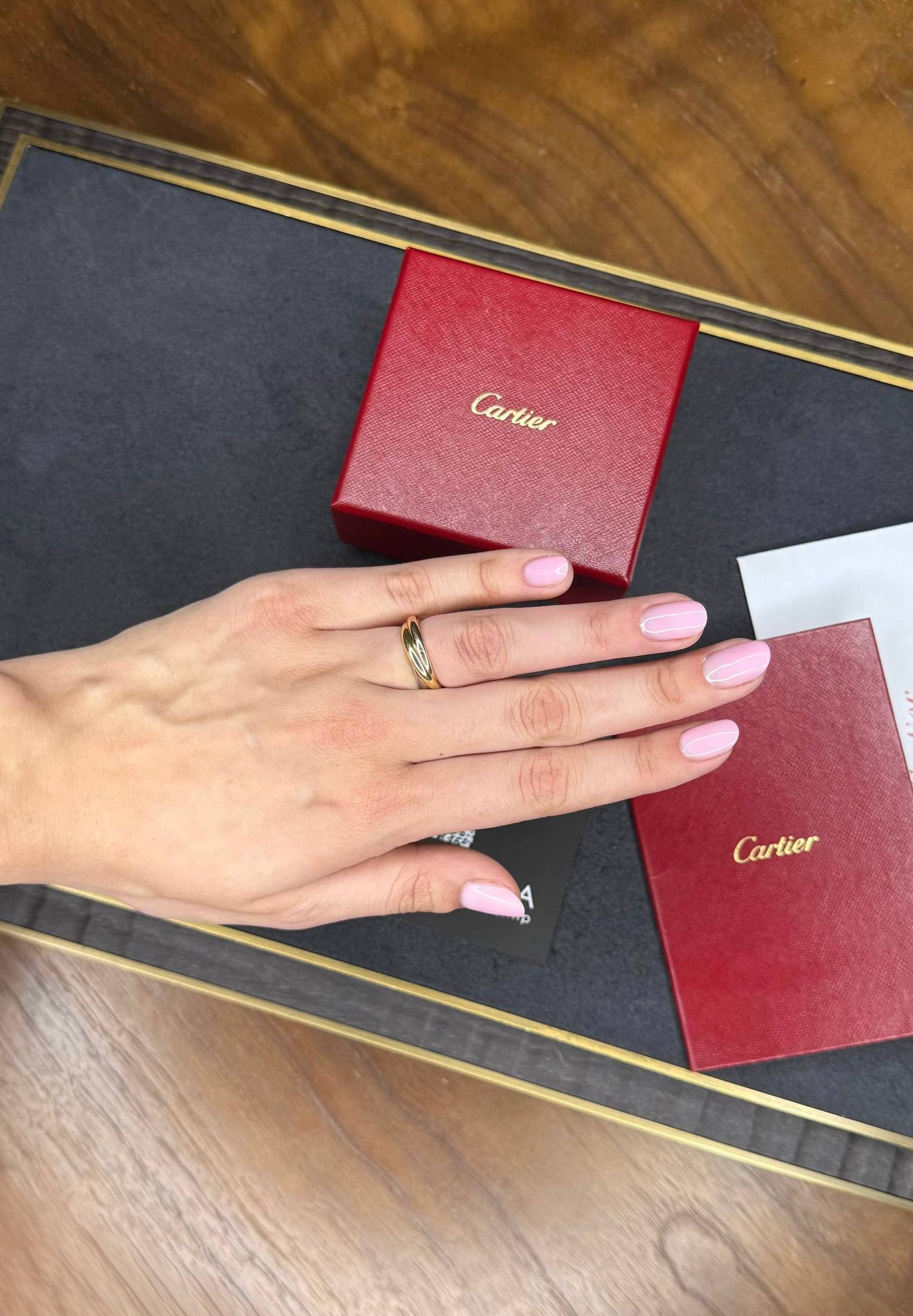Кольцо Cartier Trinity Small Model